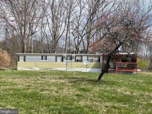 608 Park View Dr, Richmond National Battlefiel VA  22835-4805 exterior
