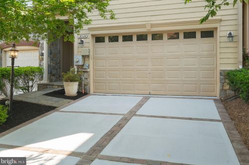 18328 Buccaneer Ter, Leesburg, VA 20176-8474