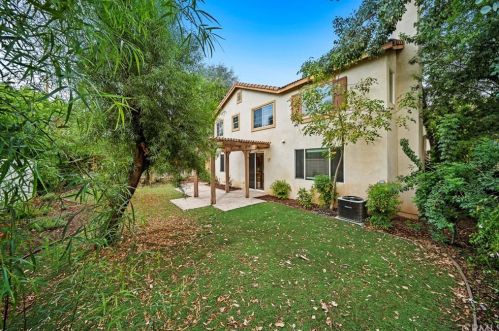 3652 Ash St, Lake Elsinore, CA 92530-1874