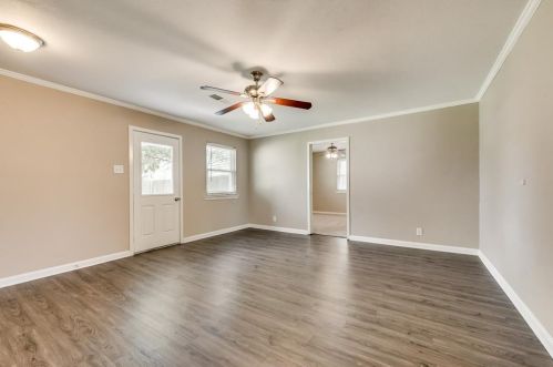 7521 College Cir, Fort Worth TX  76180-6233 exterior