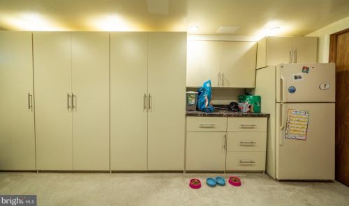 401 Santillo Way, Downingtown PA  19335-3132 exterior