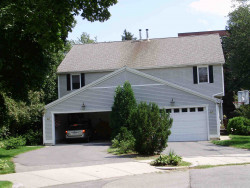44 Tanglewood Rd, Newton, MA 02459-2862