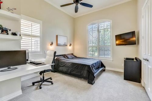 4700 Tour 18 Dr, Lewisville TX  75022-6450 exterior