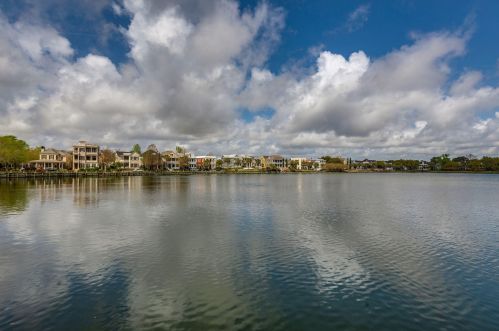 75 Sowell St, Mount Pleasant SC  29464-2660 exterior