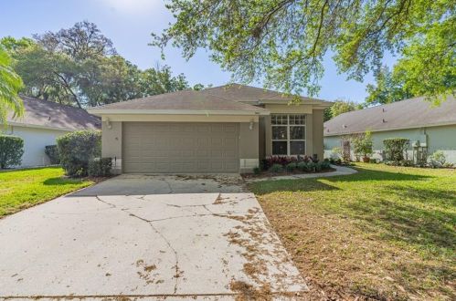 661 Andover Cir, Casselberry, FL 32708-6112