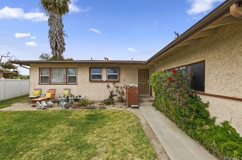 11641 Pickett Ln, Garden Grove, CA 92840-3503