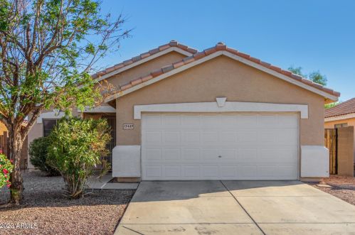 13469 Young St, Sun City, AZ 85374-5418