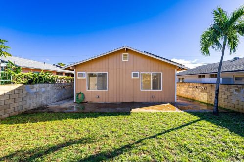 91-1736A Ala Loa St, Ewa Beach HI  96706 exterior