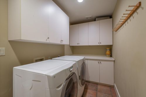 11720 Mougle Ln, Truckee CA  96161-6108 exterior