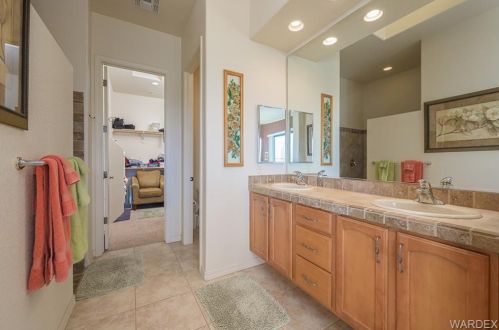 2908 Esmerelda Dr, Bullhead City AZ  86429-1126 exterior