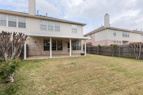 6417 Autumn Trl, Frisco TX  75056-7124 exterior