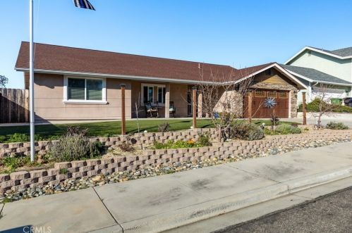 1456 Laura Ct, Templeton, CA 93465-9745