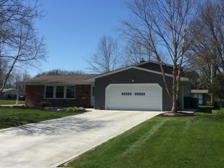 6316 Glenwood Dr, Concord Township OH  44060-2458 exterior