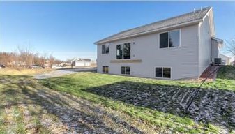 412 Grant Ave, Cedar Mills, MN 55350-4518