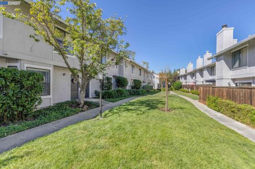 371 Pantano Cir, Pacheco, CA 94553-5638