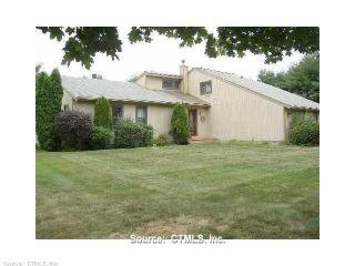 87 Woodland Ave, Bloomfield, CT 06002-1806