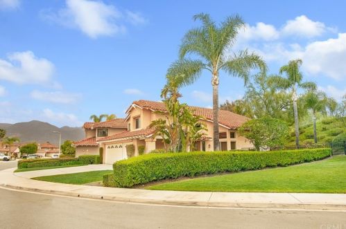 6 Santa Isabel, Trabuco Canyon, CA 92688-2424