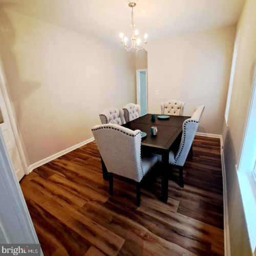 221 Connell St, Wilmington DE  19805-3961 exterior