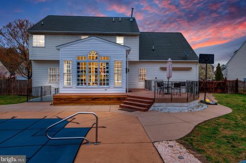 2804 Angela Ct, Fredericksburg, VA 22408-8082