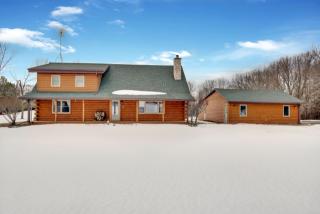 1091 Holland Rd, Kaukauna WI  54130-8944 exterior