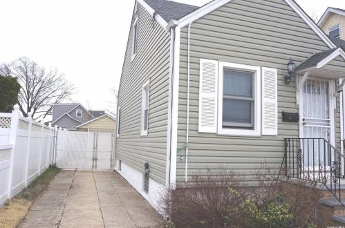 135-25 242nd St, Jamaica, NY 11422-1364