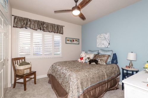 3387 Four Seasons Dr, Turlock CA  95382-9713 exterior