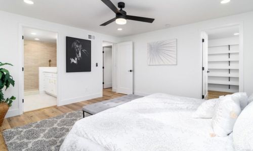 7012 Bobhird Dr, San Diego CA 92119-1404 exterior