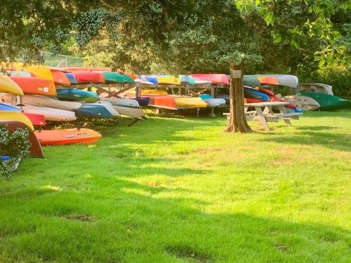 40 Web Ave, North Kingstown RI  02852-6822 exterior