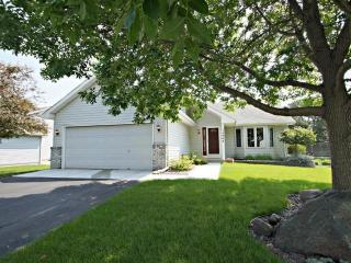 14908 Colorado Ave, Lakeville, MN 55068-4569