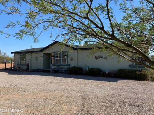 24122 Navajo Trl, Mescal, AZ 85602-7226