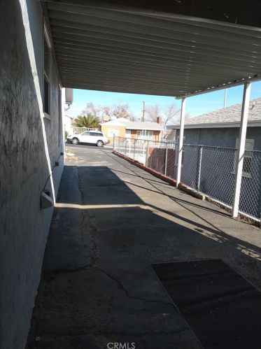 16781 Tracy St, Victorville CA  92395-3807 exterior