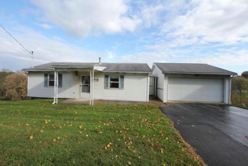 140 Carson Hill Rd, Luthersburg, PA 15848-4408