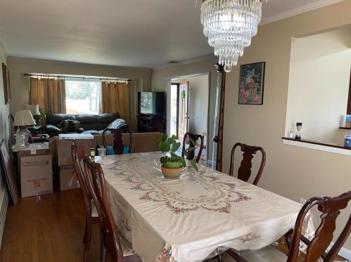 672 Larkfield Rd, Elwood NY  11731-5914 exterior