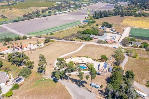 230 Phelan Ranch Way, Pismo Beach CA  93420-5525 exterior