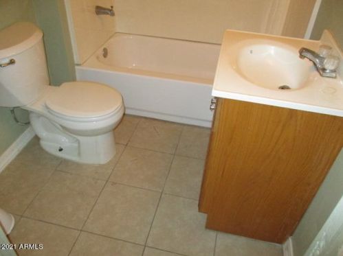 805 1st Ave, Phoenix AZ 85003-2702 exterior