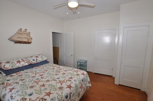 5002 Avenue, Galveston TX 77551-4831 exterior