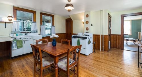 179 Main St, Wenham MA  01984-1446 exterior