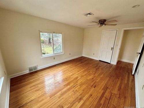 112 Housatonic Dr, Milford CT  06460-5034 exterior