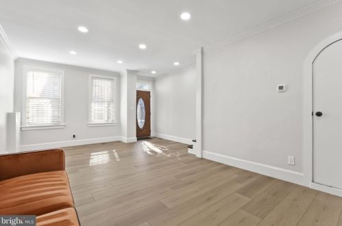 613 Harvard St, Washington DC  20001-2909 exterior