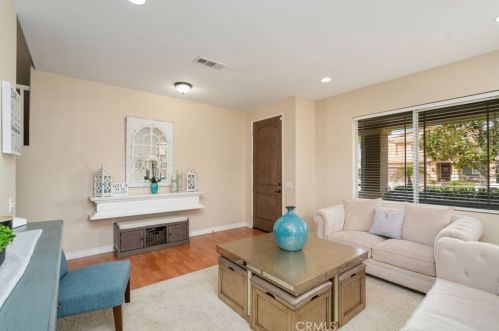 765 Windbound Ave, Beaumont CA  92223-7098 exterior