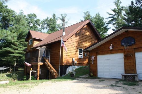 1546 Fern Ave, Wisconsin Dells, WI 53965-8851