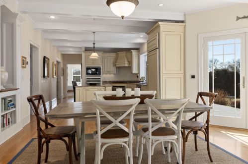 230 Skyline Dr, Chatham MA  02633-1720 exterior