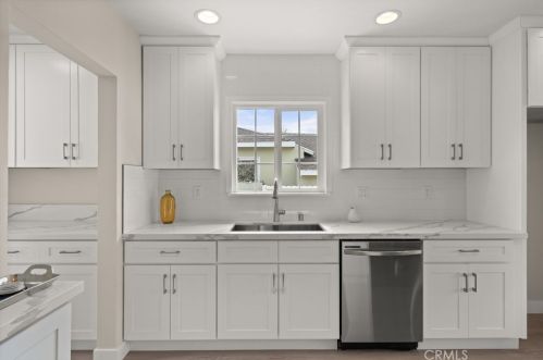 15424 Wilton Pl, Gardena CA  90249-4729 exterior