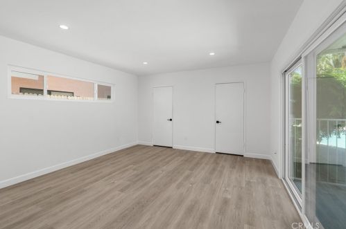 6747 Blewett Ave, Van Nuys CA  91406-6014 exterior