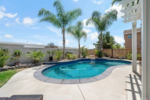 32171 Cala Torrente, Temecula CA  92592-3649 exterior