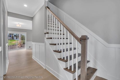 646 Hillside Ave, Bricktown, NJ 08724-1574