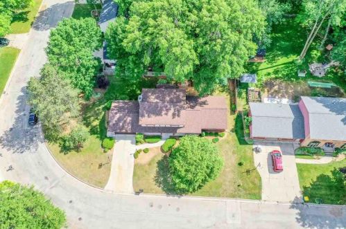 2565 Trillium Cir, Green Bay, WI 54313-4962