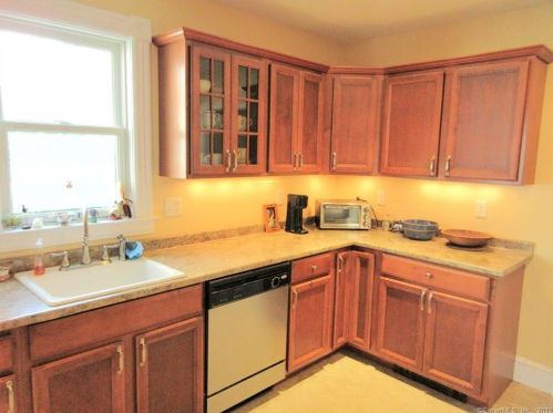 21 Berkeley Ave, United States Coast Guard Ac CT  06320-5311 exterior