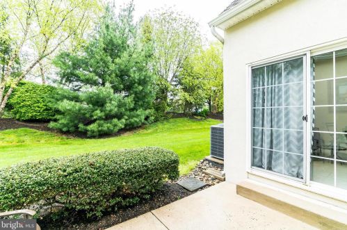 23 Westhampton Way, Lansdale PA 19446-7315 exterior