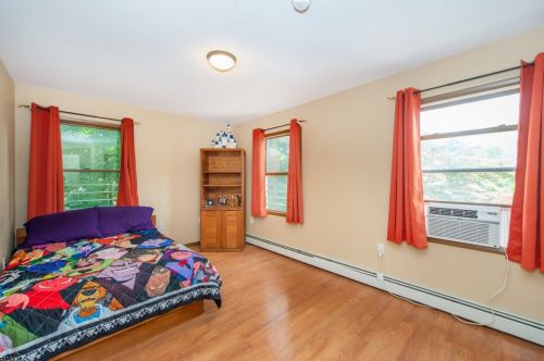 50 Broadway, Hopatcong NJ  07843-1147 exterior